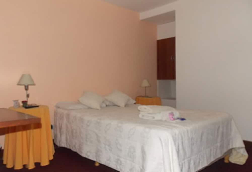Hotel Altea Rosario Bagian luar foto